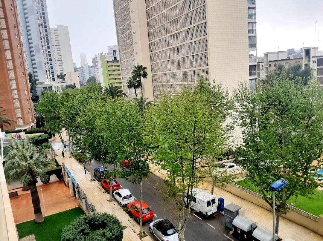Vacanza Luxury Complex- Parking , Pool Only In The Summer , Rincon De Loix Apartment Benidorm Exterior photo